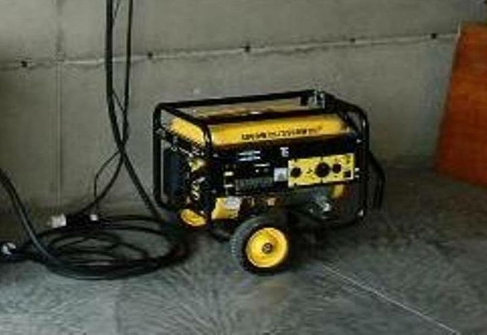 Au furat un generator și s-au ales cu dosar penal