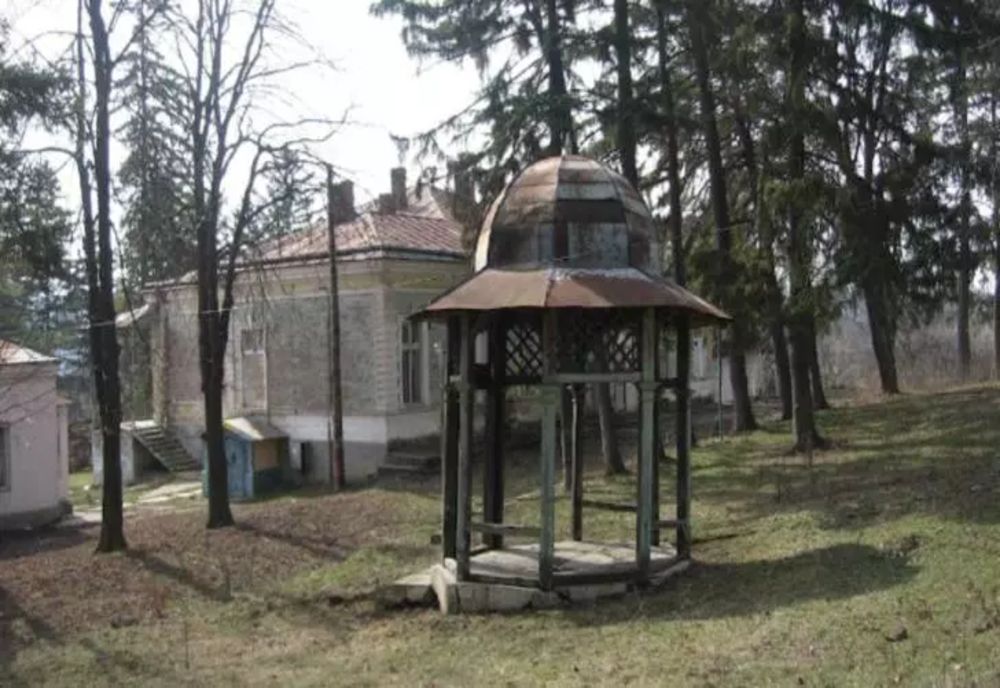 Răsturnare de situație în dosarul privind distrugerea Conacului de la Poieni! Dominic de Habsburg a SCĂPAT de acuzațiile penale