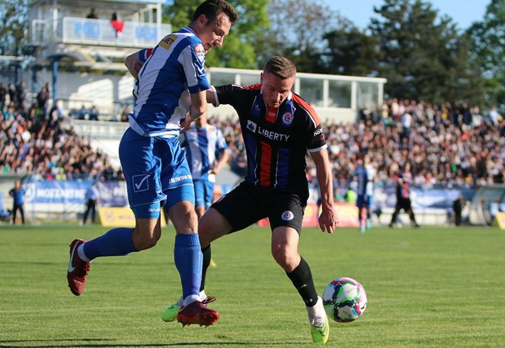 Oțelul Galați a pierdut cu 2-0 în deplasarea de la Poli Iași. Ieșenii au promovat matematic în SuperLiga