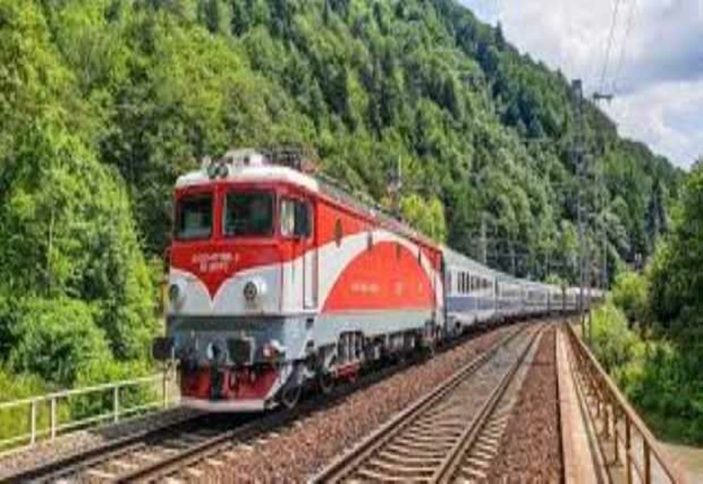 GARNITURI NOI DE TREN, INTRODUSE DE CFR CĂLĂTORI PE RUTA BUCUREȘTI - CONSTANȚA ȘI RETUR