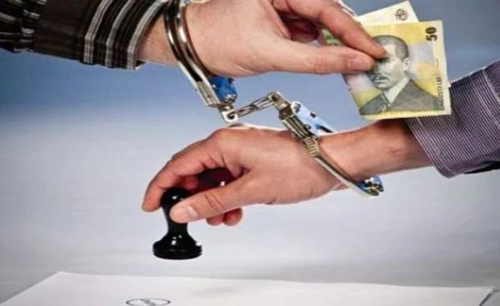 NICUȘOR DAN PE URMELE LUI LIVIU DRAGNEA - MITĂ ELECTORALĂ AMBALATĂ ÎN VOUCHERE LA UNTOLD