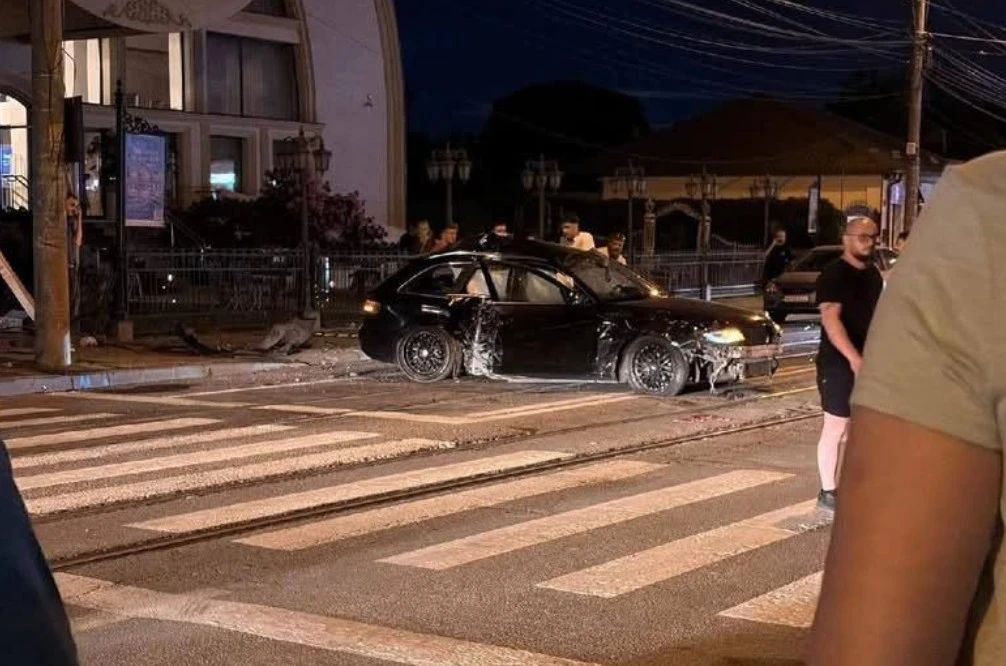 Răfuială violentă între doi șoferi din Botoșani, pe străzile Iașului