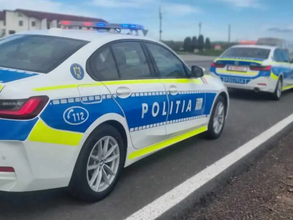 Fugar căutat de ani de zile, descoperit într-o groapă ascunsă în pământ. Ce au găsit polițiștii lângă el