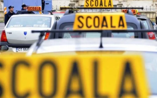 masini scoala