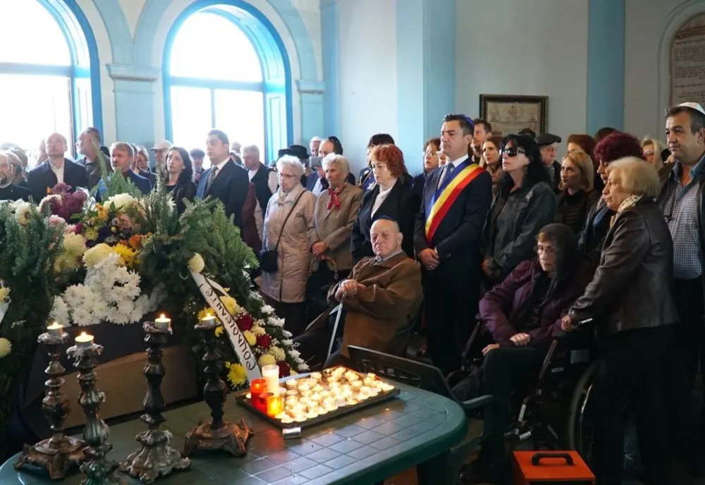 Sute de ieșeni, prezenți la înmormântarea lui Abraham Ghiltman