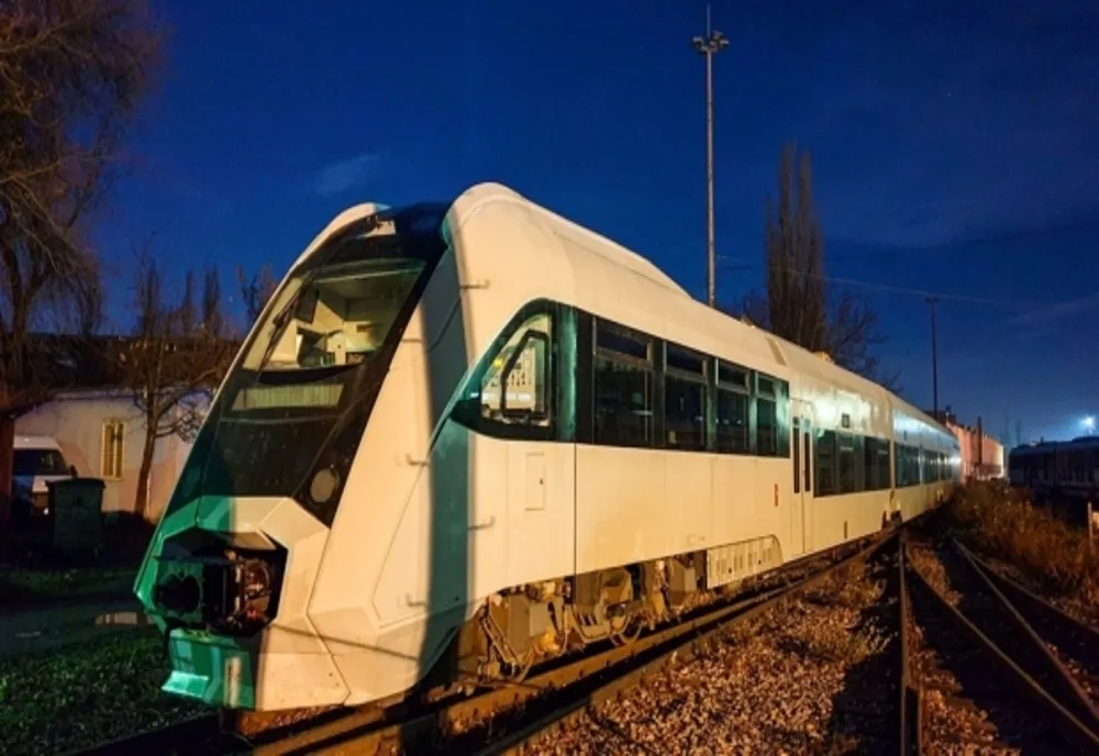 Un tren făcut de Electroputere VFU Pașacani face senzație - VIDEO