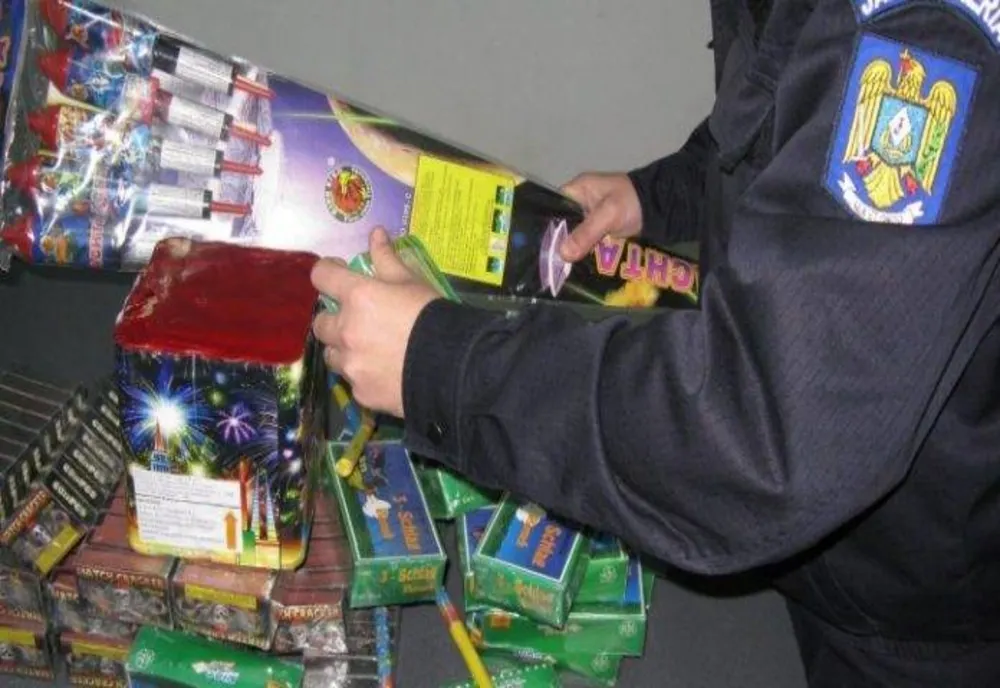 Două ieşence, anchetate din pricina pocnitorilor 