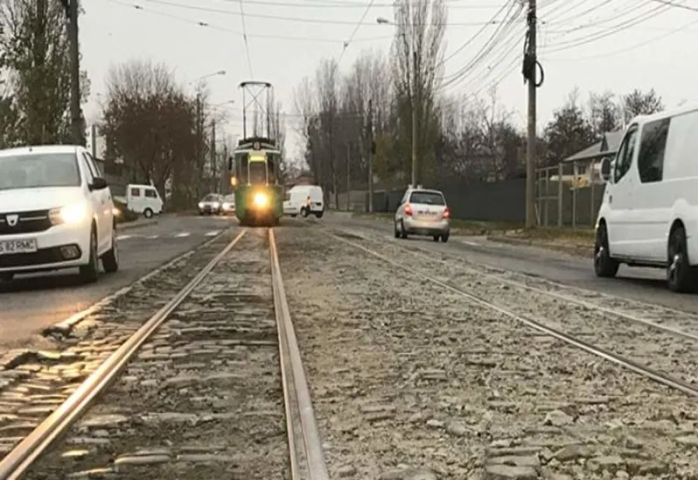 Primăria Iași se îndatorează cu 17 milioane de euro pentru reabilitarea liniei de tramvai spre Dancu