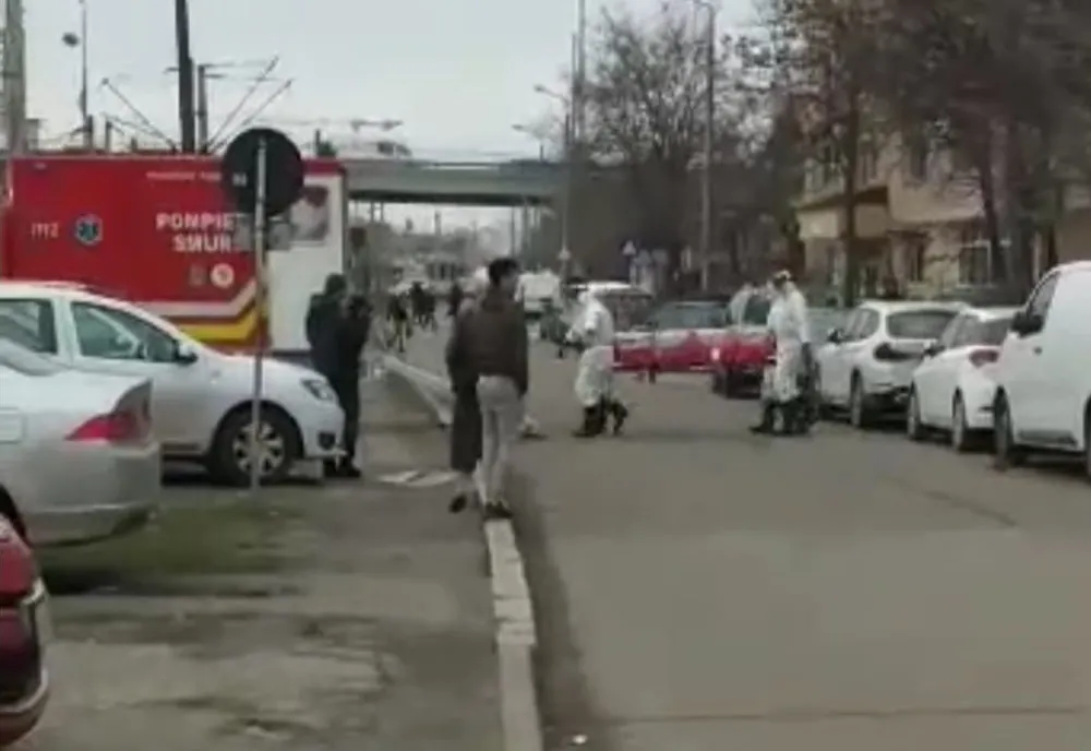 Alertă la Iași! Un bărbat venit din Italia, luat cu izoleta și dus la Infecțioase!