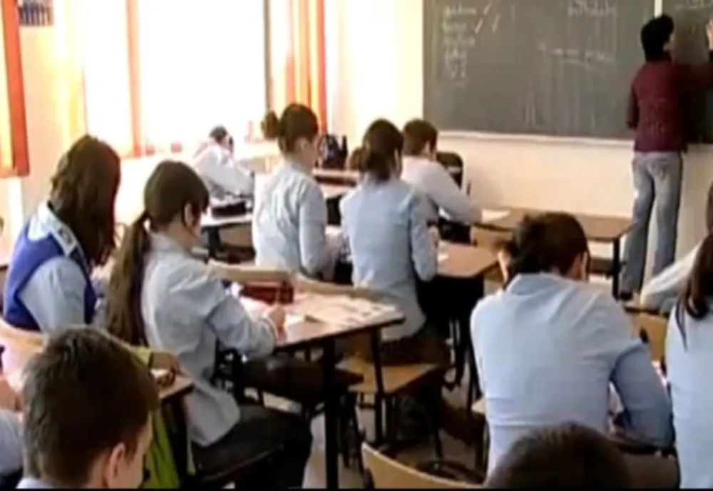 Săptămâna viitoare încep înscrierile în clasa a V-a din Iași. Ce trebuie să faceți pentru asta