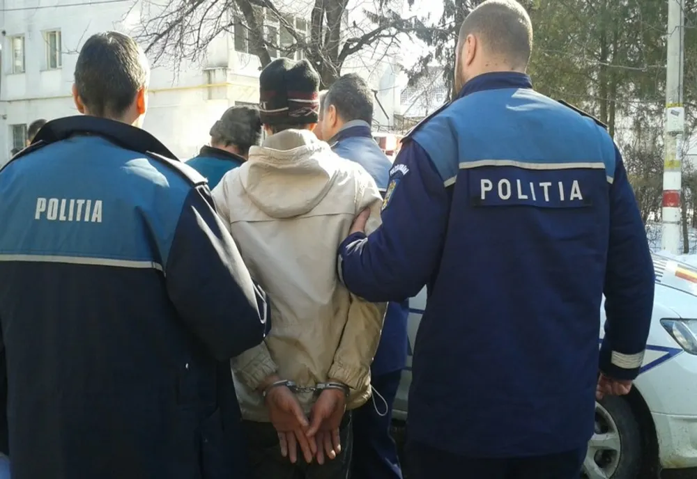 MANDAT DE EXECUTARE A PEDEPSEI ÎNCHISORII, PUS ÎN APLICARE DE POLIȚIȘTII IEȘENI