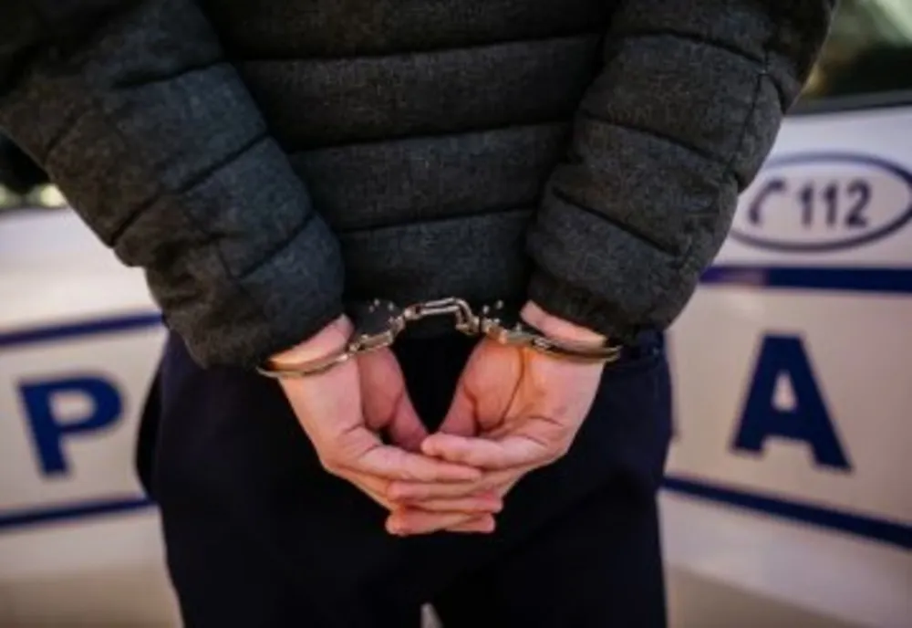 Căutat de autorităţile din Irlanda pentru 12 fapte de furt calificat, descoperit în Iași