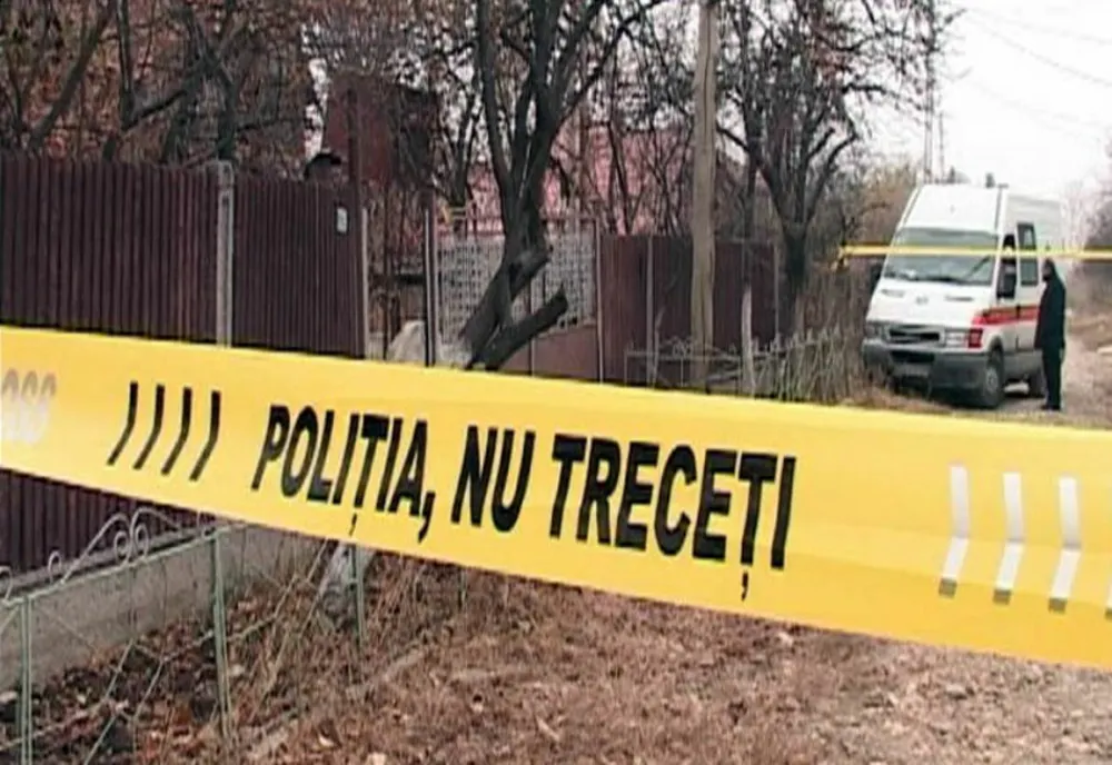 Și-a omărât mama vitregă în bătaie! Tatăl, găsit mort în casă, mâncat de șobolani