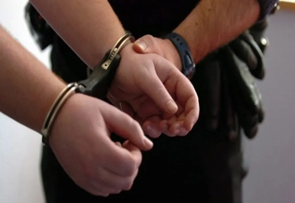 Un bărbat condamnat pentru viol în Franța, prins în Iași