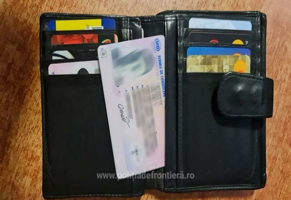 Permis fals procurat pentru a conduce ilegal 