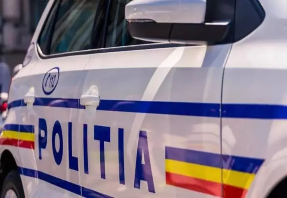 Avea permisul de conducere anulat de doi ani și polițiștii l-au prins la volan