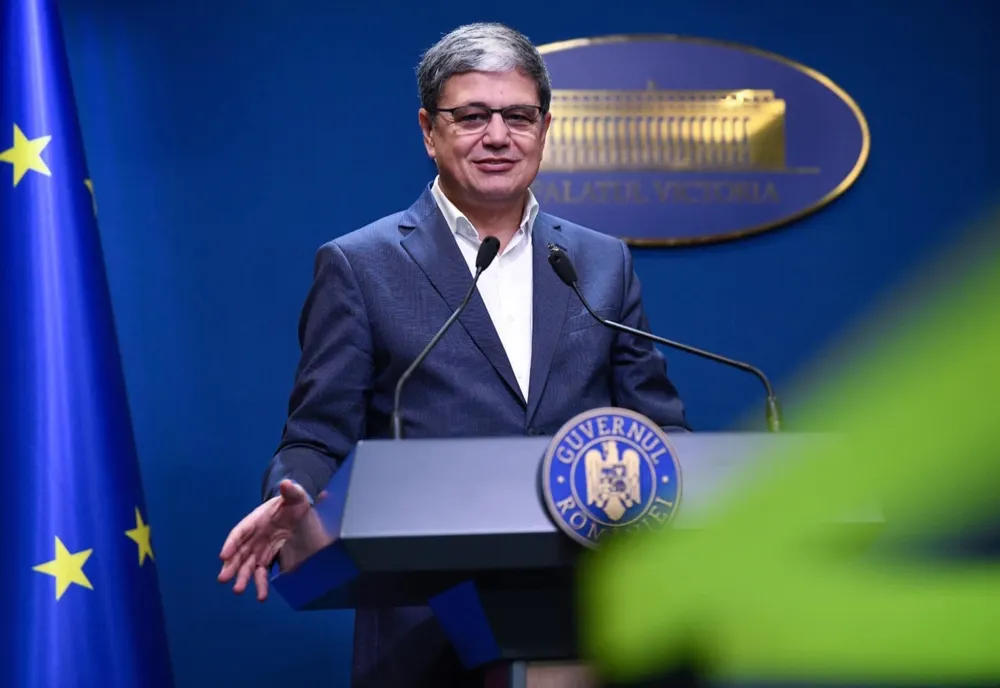 BANI ELVEȚIENI PENTRU COMPANII ROMÂNEȘTI: MINISTRUL MARCEL BOLOȘ SEMNEAZĂ UN PROGRAM PENTRU ACCESUL IMM-URILOR LA FINANȚARE