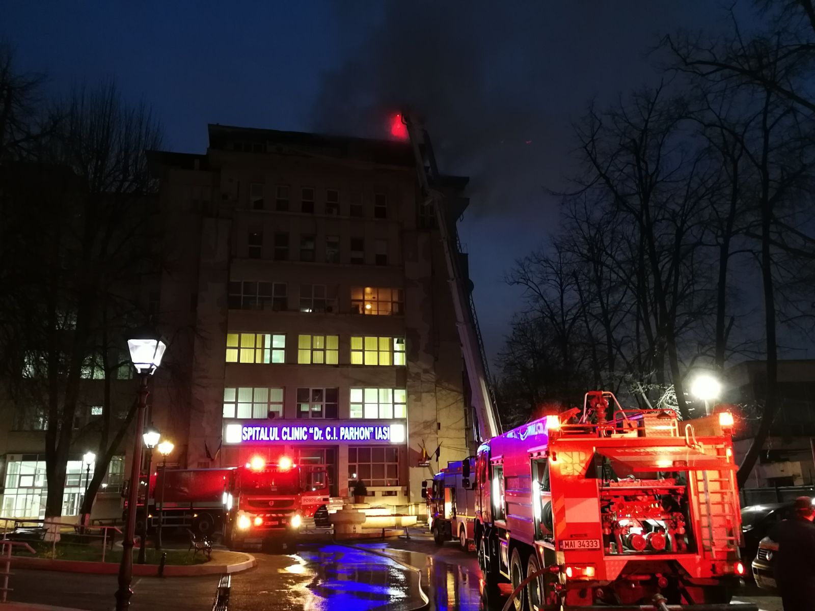incendiu institut