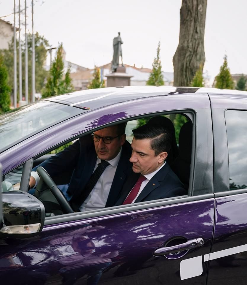 53330500_2365090406883587_5972596176246013952_n