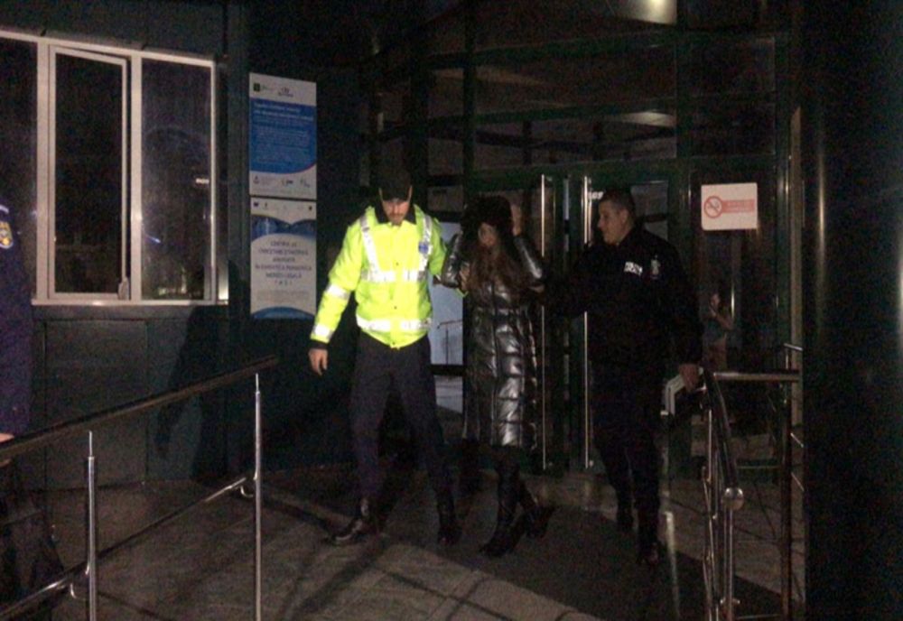 A făcut accident și de-abia se ținea pe picioare când a coborât din mașină. Avea o alcoolemie de 2 la mie!