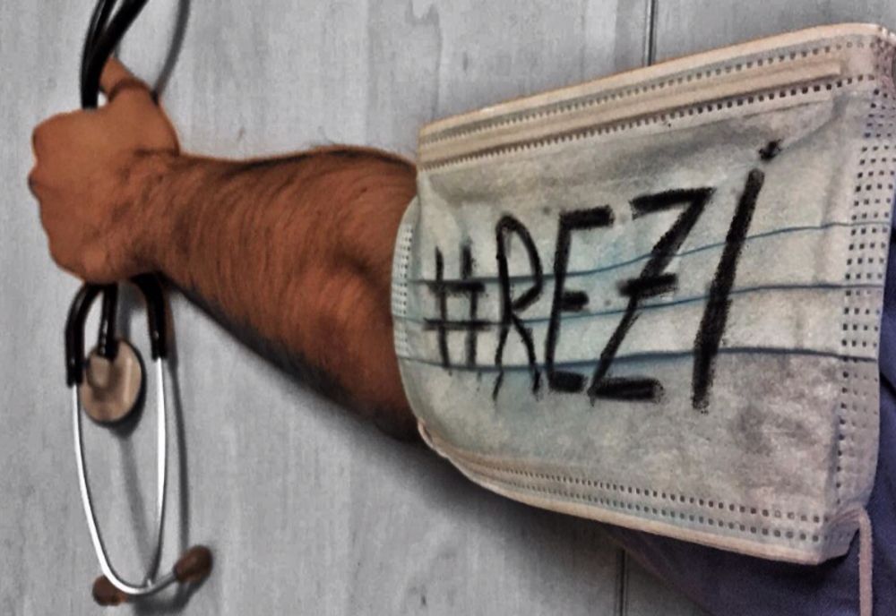 Peste 1.500 de absolvenţi de Medicină au susţinut examenul de rezidenţiat la Iaşi 