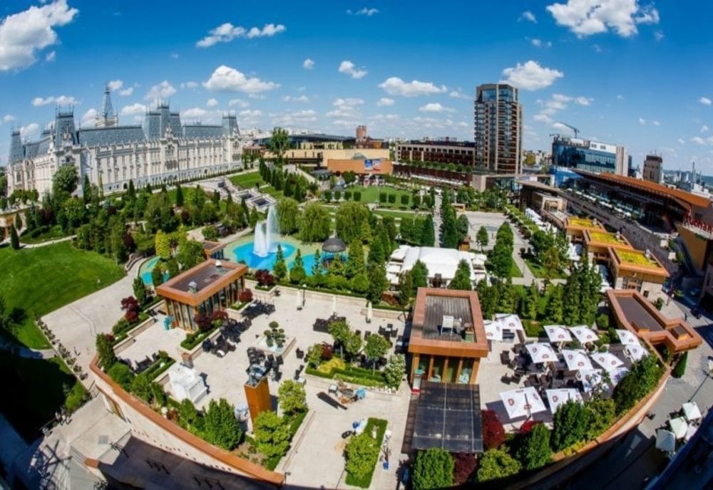 Dezbatere pe tema proiectului de extindere a Complexului Palas