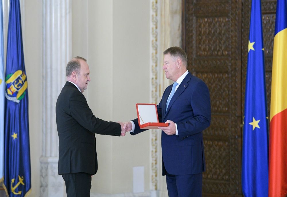 UMF Iași, decorată cu „Ordinul Meritul pentru Învățământ” în grad de Mare Ofițer