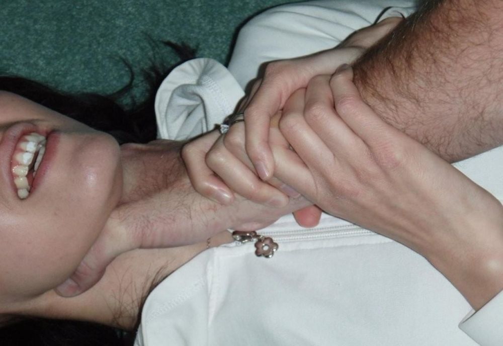 Caz șocant la Iași. A dormit lângă cadavrul femeii pe care a omorât-o