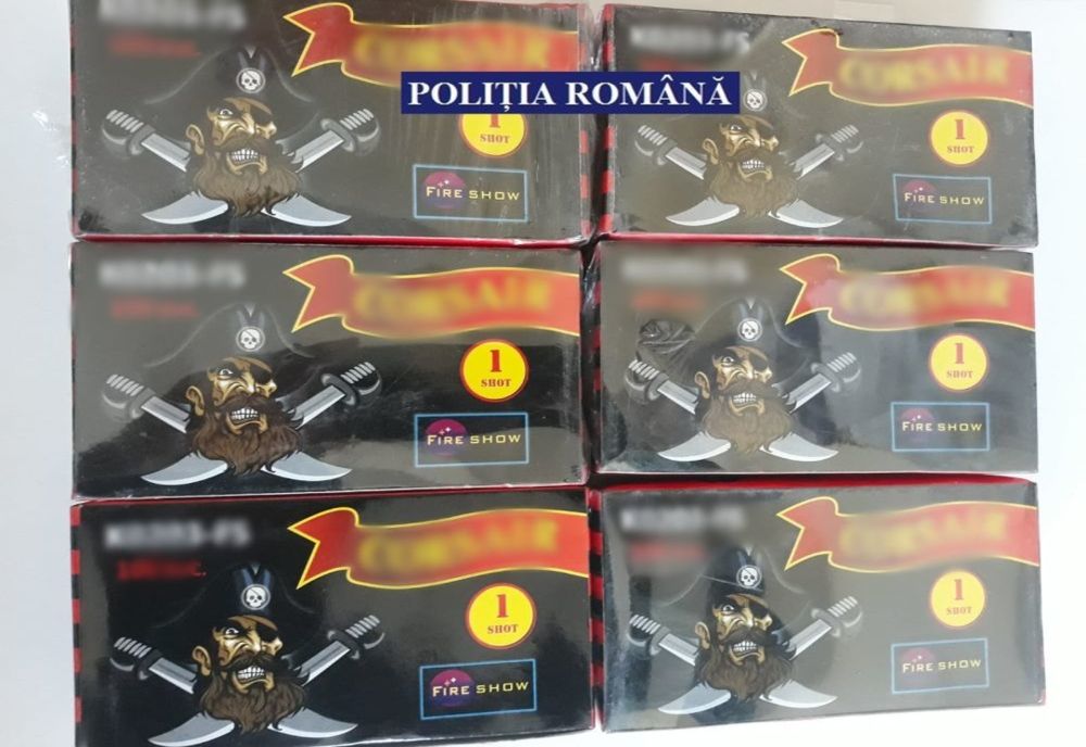Percheziţii la suspecţi de contrabandă cu articole pirotehnice! 