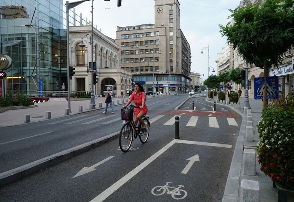 Chirica vrea două mari axe destinate bicicliștilor