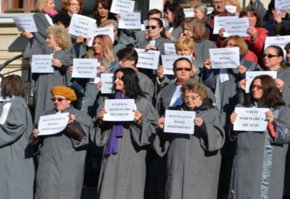 Protestele aruncă în aer sistemul judiciar ieșean: Nemulțumiți de tăierea pensiilor speciale
