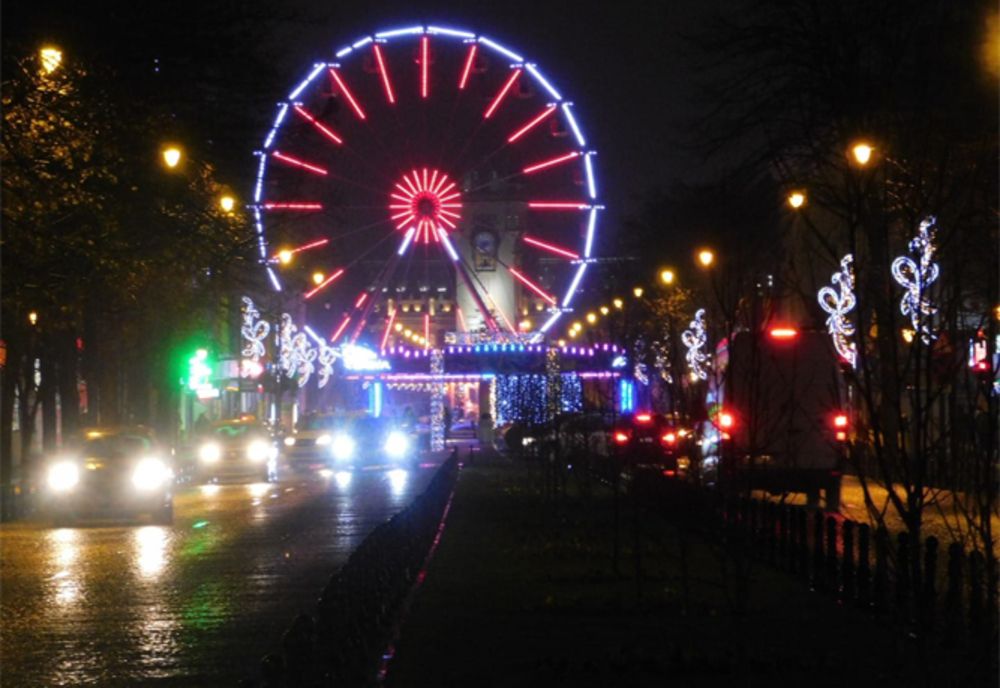 Roata panoramică din centrul Iaşului este demontată