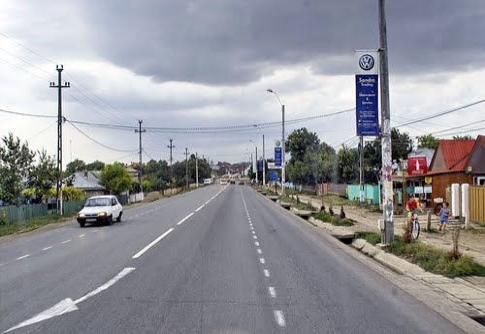 Cinci pasarele pietonale pe Drumul European 583