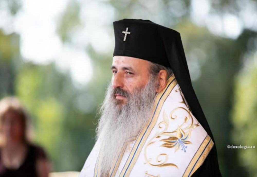 Mesajul lui IPS Teofan pentru credincioși: „Îndemn spre rugăciune mai intensă adusă lui Dumnezeu!“
