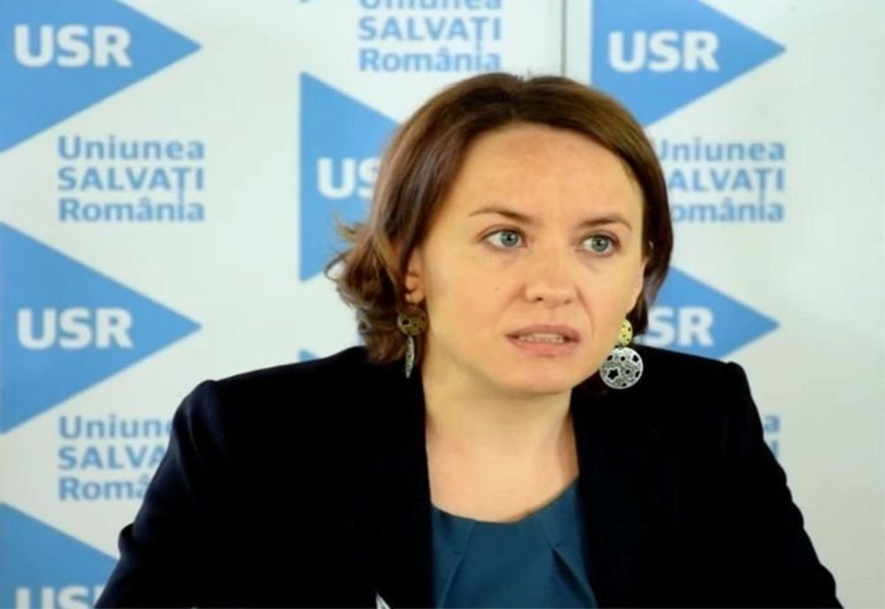 USR şi-a lansat candidaţii pentru Iaşi. Cosette Chichirău: „Chirica este o greşeală monumentală a PNL!“