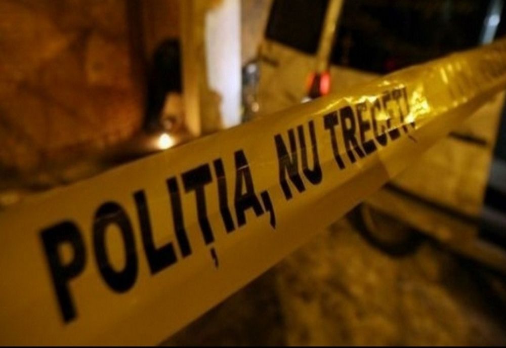 Alarmă la Iaşi! Un bărbat a fost găsit decedat. Avea urme de violenţă pe corp!