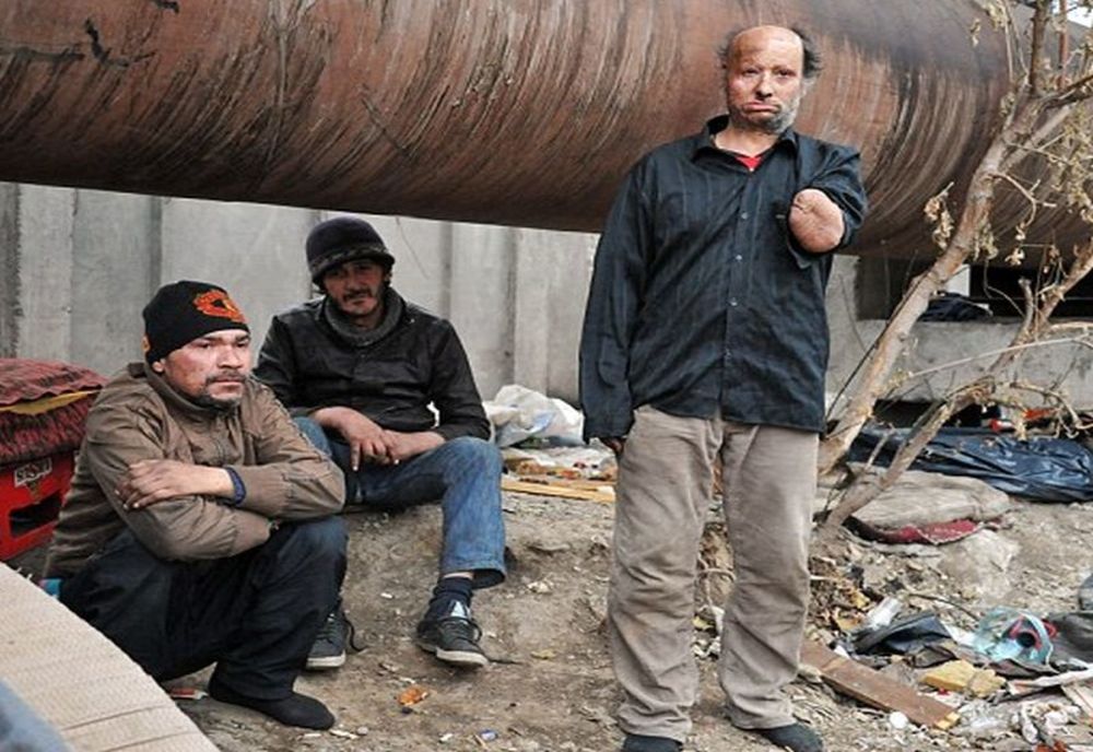 Cazare pentru aproximativ 100 de persoane fără adăpost în zona Băii Publice