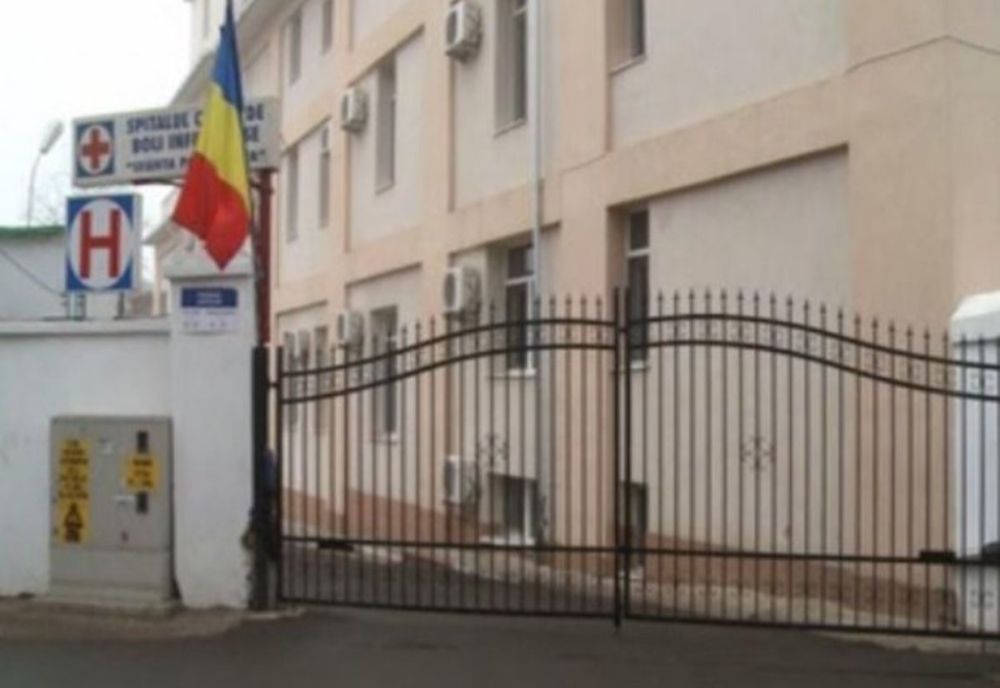 Caz incredibil la Iași! Un bărbat cu Covid-19 a fugit din spital. Unde l-au găsit polițiștii