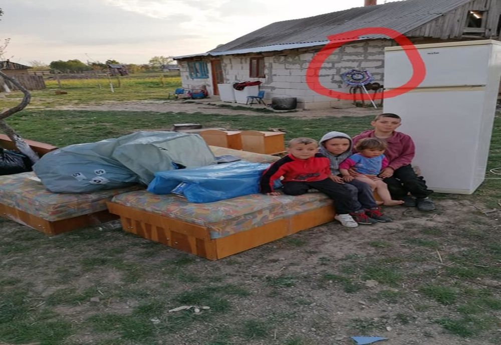 Mesajul sfâșietor postat de părintele Damaschin: „Copiii așteaptă Crăciunul, pentru că doar atunci toată lumea se preface că este bună!“ - FOTO