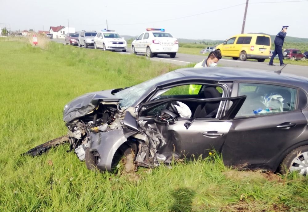 Bărbat din Iași, implicat într-un accident rutier pe DN 17 în Bistrița-Năsăud, la spital