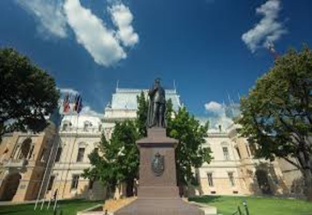 Primăria Municipiului Iași reia parțial activitatea cu publicul