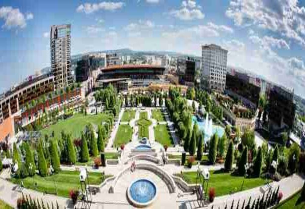 Cum vă puteți relaxa în week-end, în parcul Palas