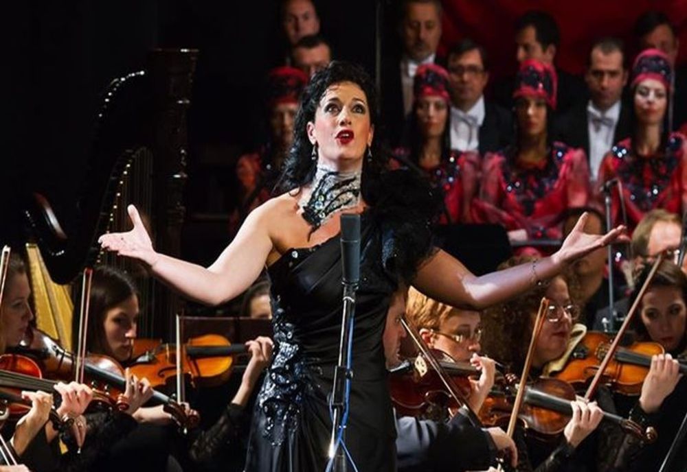 Criminaliștii anchetează cazul sopranei Maria Macsim Nicoară aflată în stare gravă la Spitalul de Neurochirurgie