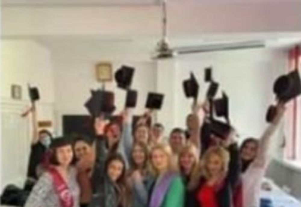 Scandal la Şcoala Sanitară Postliceală: S-a ținut cursului festiv?