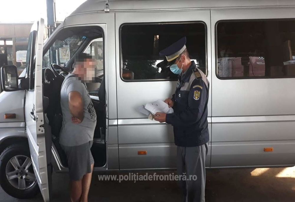 Șoferi fără permis de conducere corespunzător, depistați la controlul de frontieră