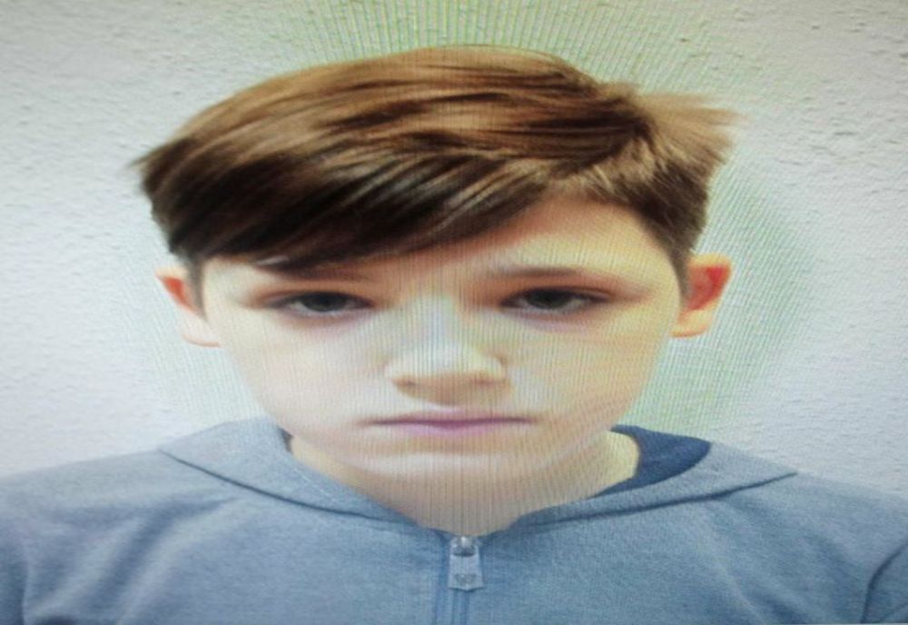 Alertă în Iași după ce un copil de 12 ani infectat cu COVID a fugit dintr-un centru de plasament