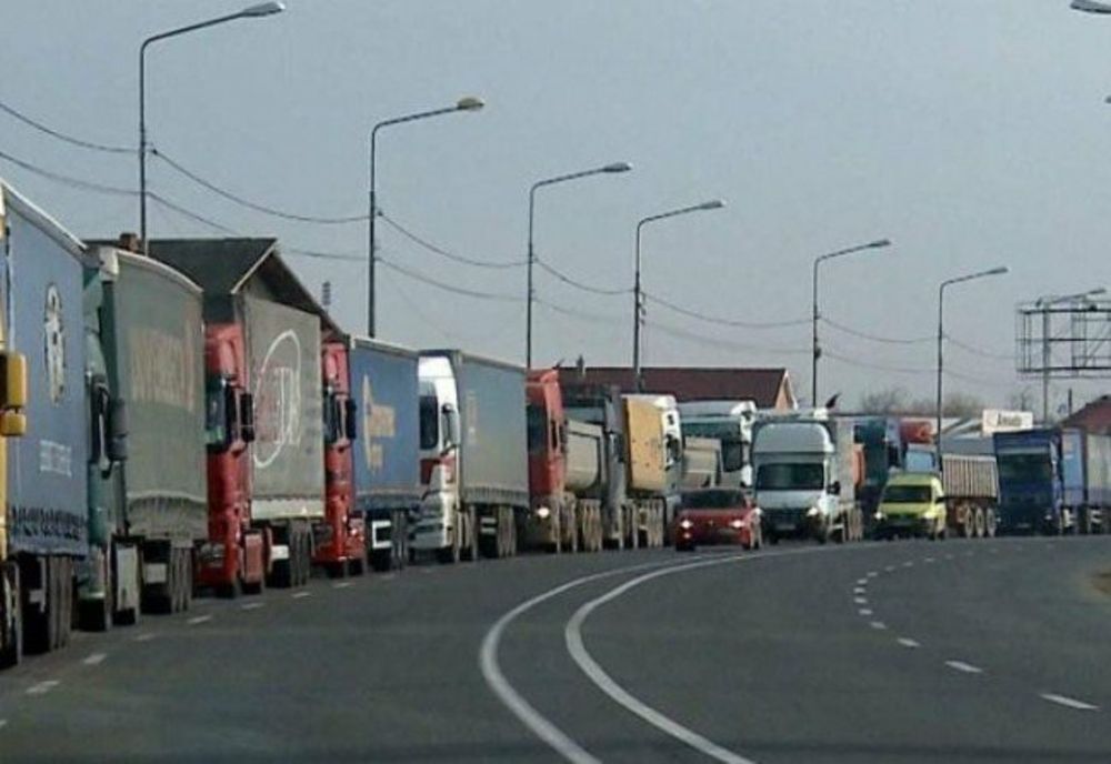 RESTRICȚII DE TRAFIC ÎN UNGARIA! Camioanele nu pot intra în țara vecină timp de 24 de ore. Când intră în vigoare interdicția