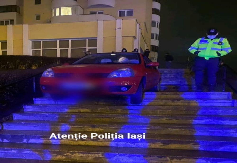 Un șofer beat a încercat să coboare cu mașina pe scări