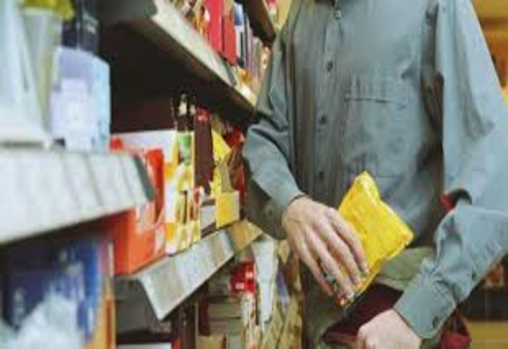 Prins la furat! Hoțul mai avea alte patru fapte la activ