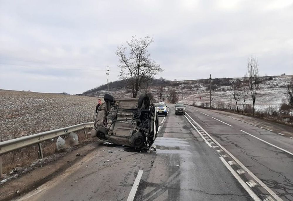 ULTIMĂ ORĂ: Accident la Strunga (FOTO)